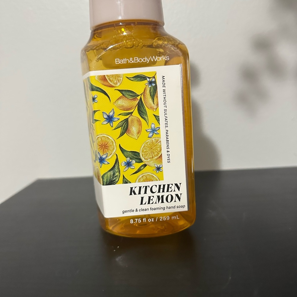Bath & Body Works Kitchen Lemon Hand Soap